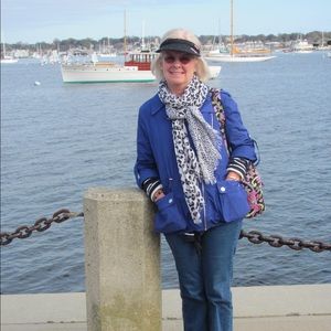 Meet your Posher, Annette